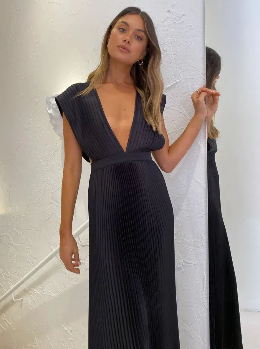 Lidee Gala Gown in Noir Black Size 6 - Image 4