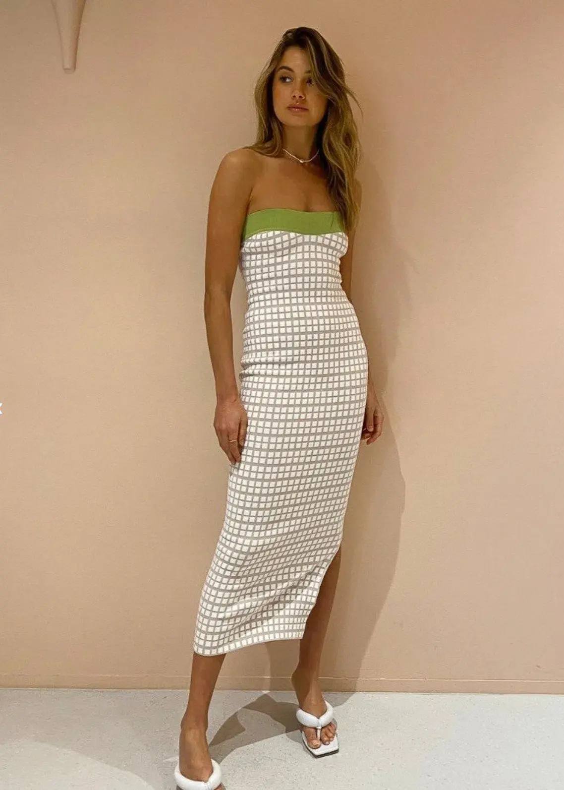 By Johnny Isabella Check Strapless Knit Midi Dress in Pistachio Size 6 / XS - Image 2