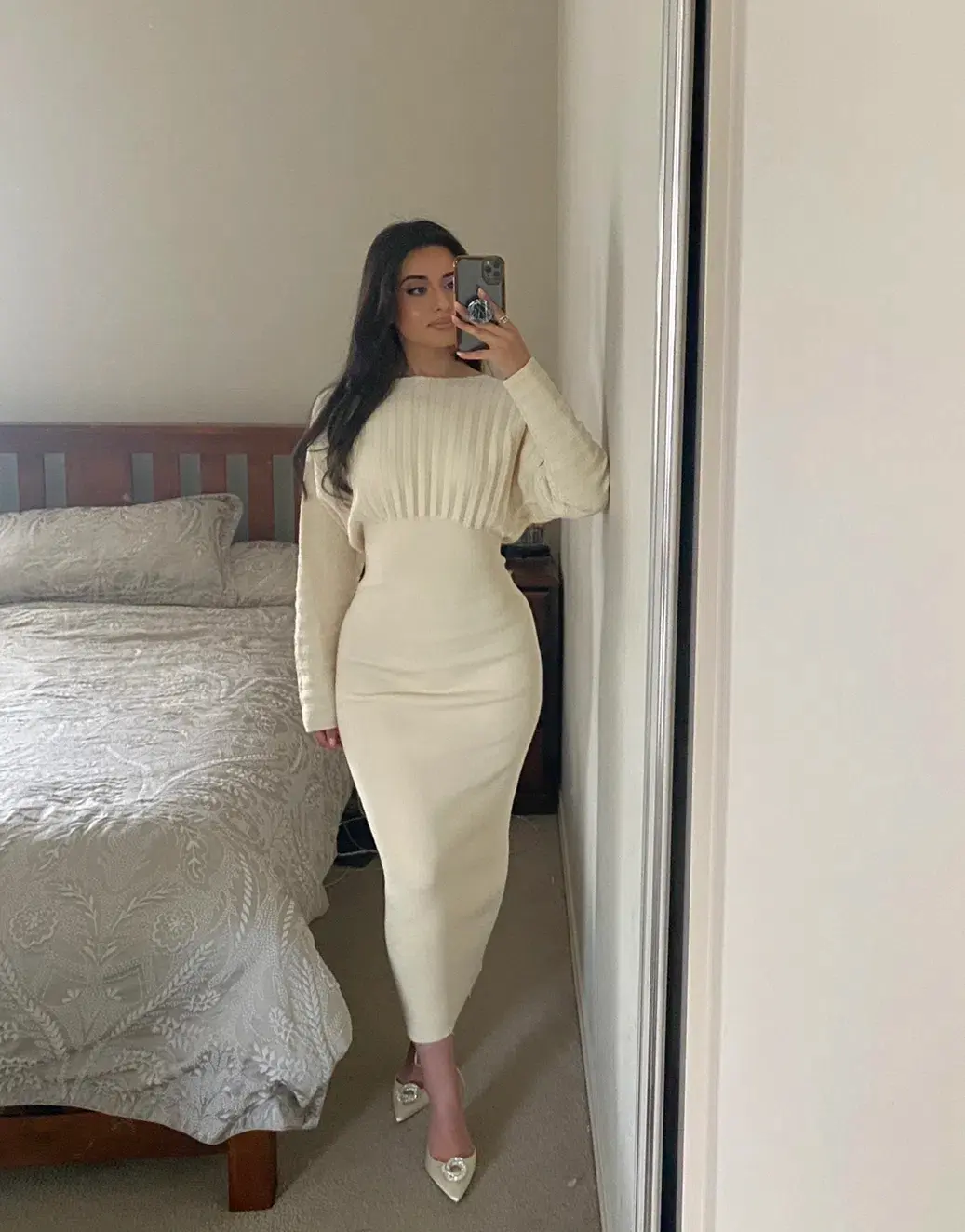 Wynn Hamlyn Accordion knit Gown Ivory Size AU 6 for rent on The Volte - main image