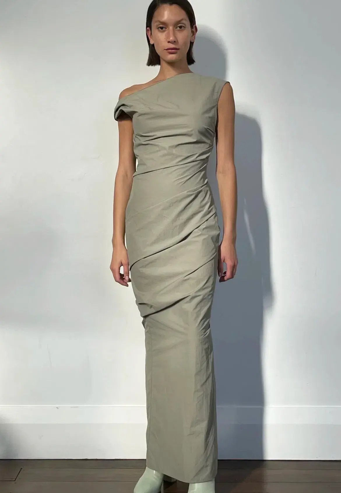Paris Georgia Remmy Off The Shoulder Dress Green Size 8 - Image 1