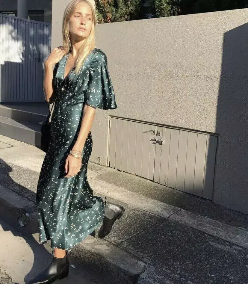 Bec & Bridge Jardin Midi dress Green Size 14 for rent on The Volte - main image