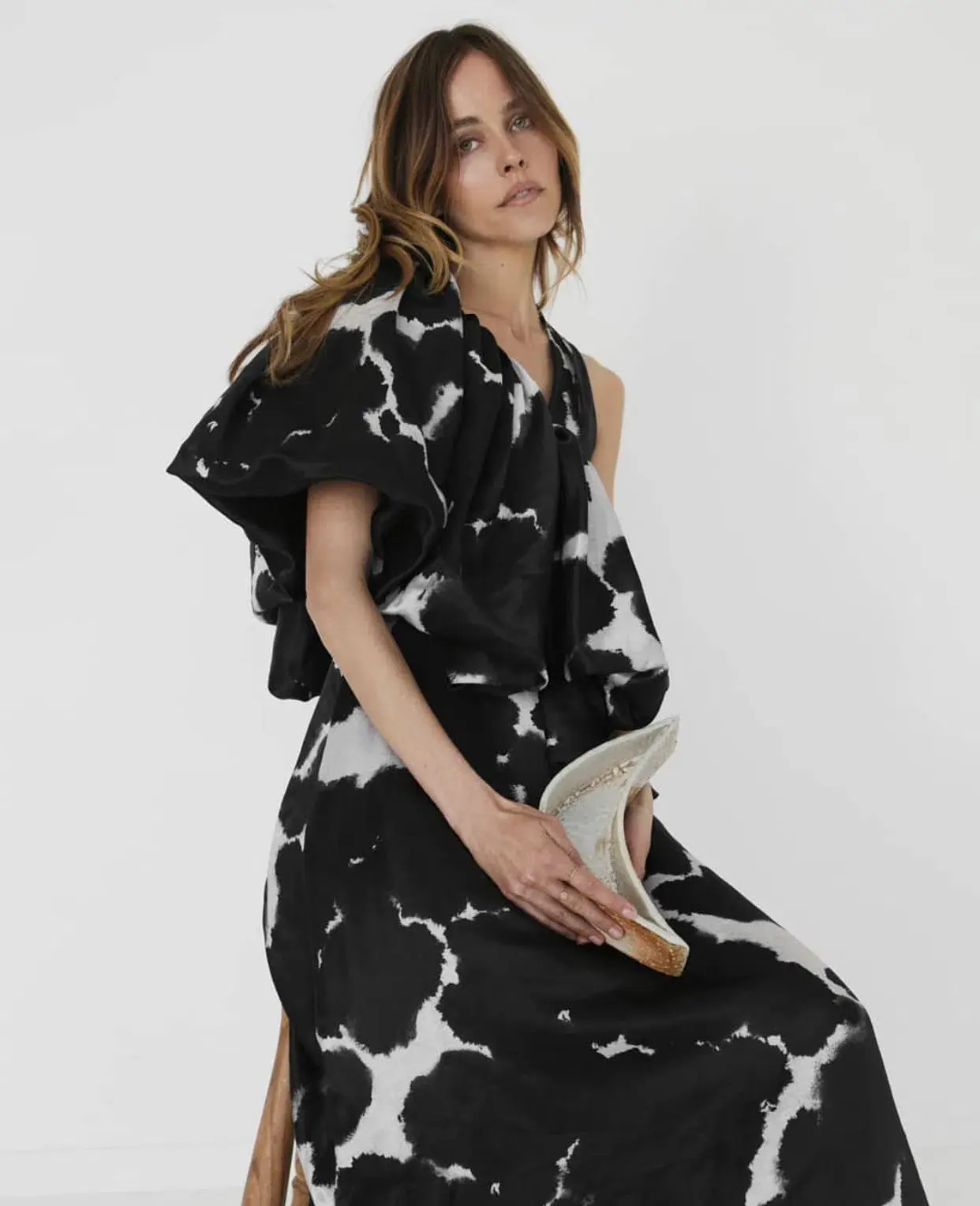 Aje Oxidised One Shoulder Gown Print Size 8  - Image 4