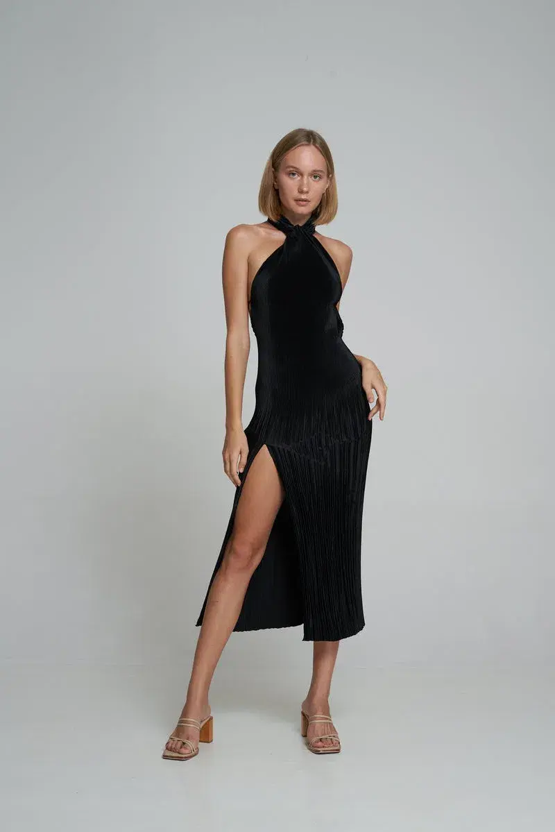 Lidee Klum Gown Black Size 6 - Image 1