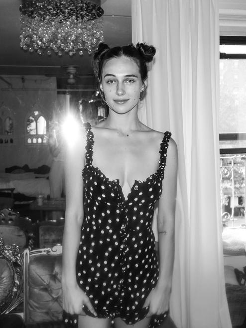 The Julia - Black and White Spot - Image 1