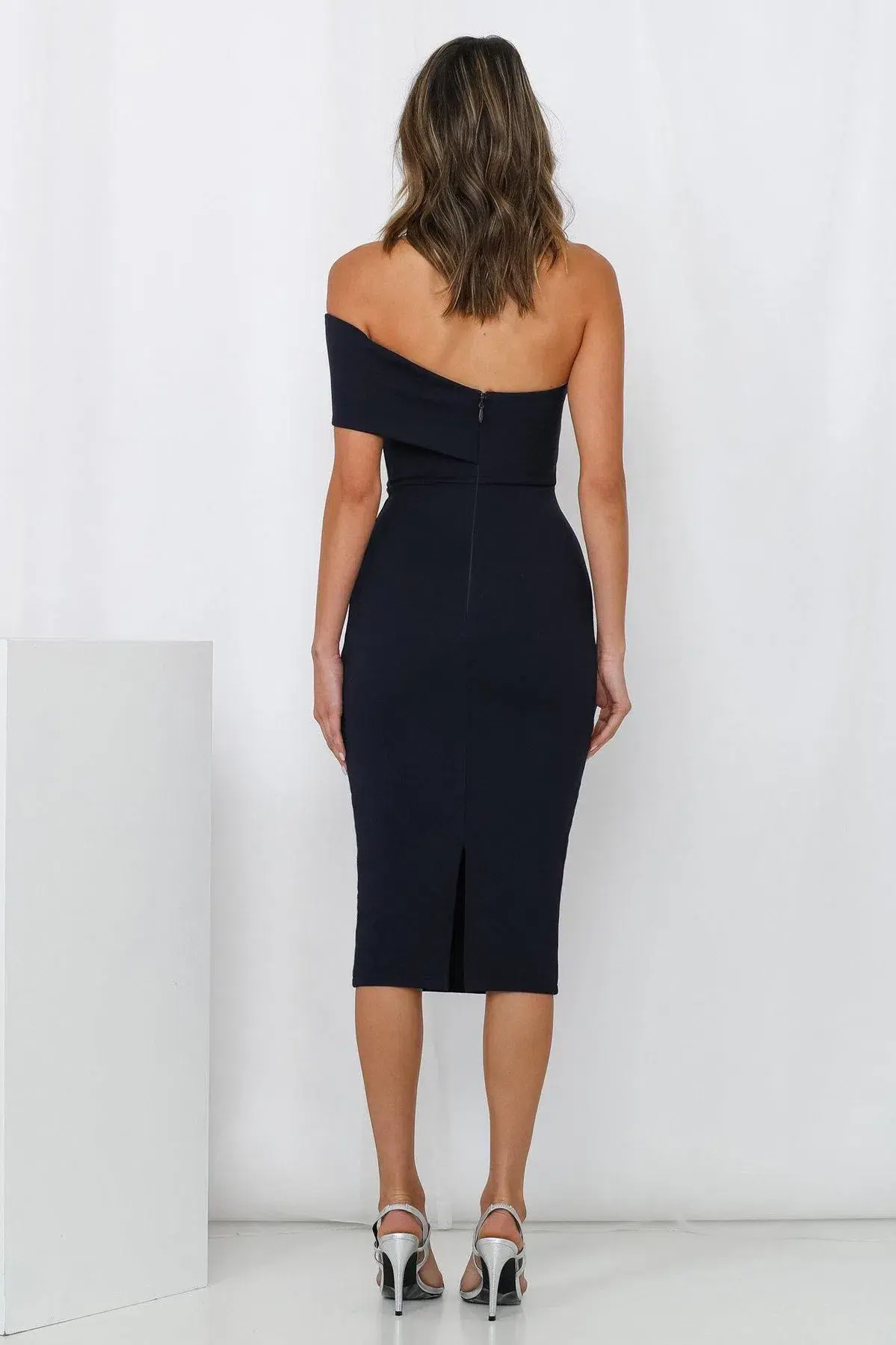 Mossman Just Maybe Midi Dress Navy Size 6 - Image 3