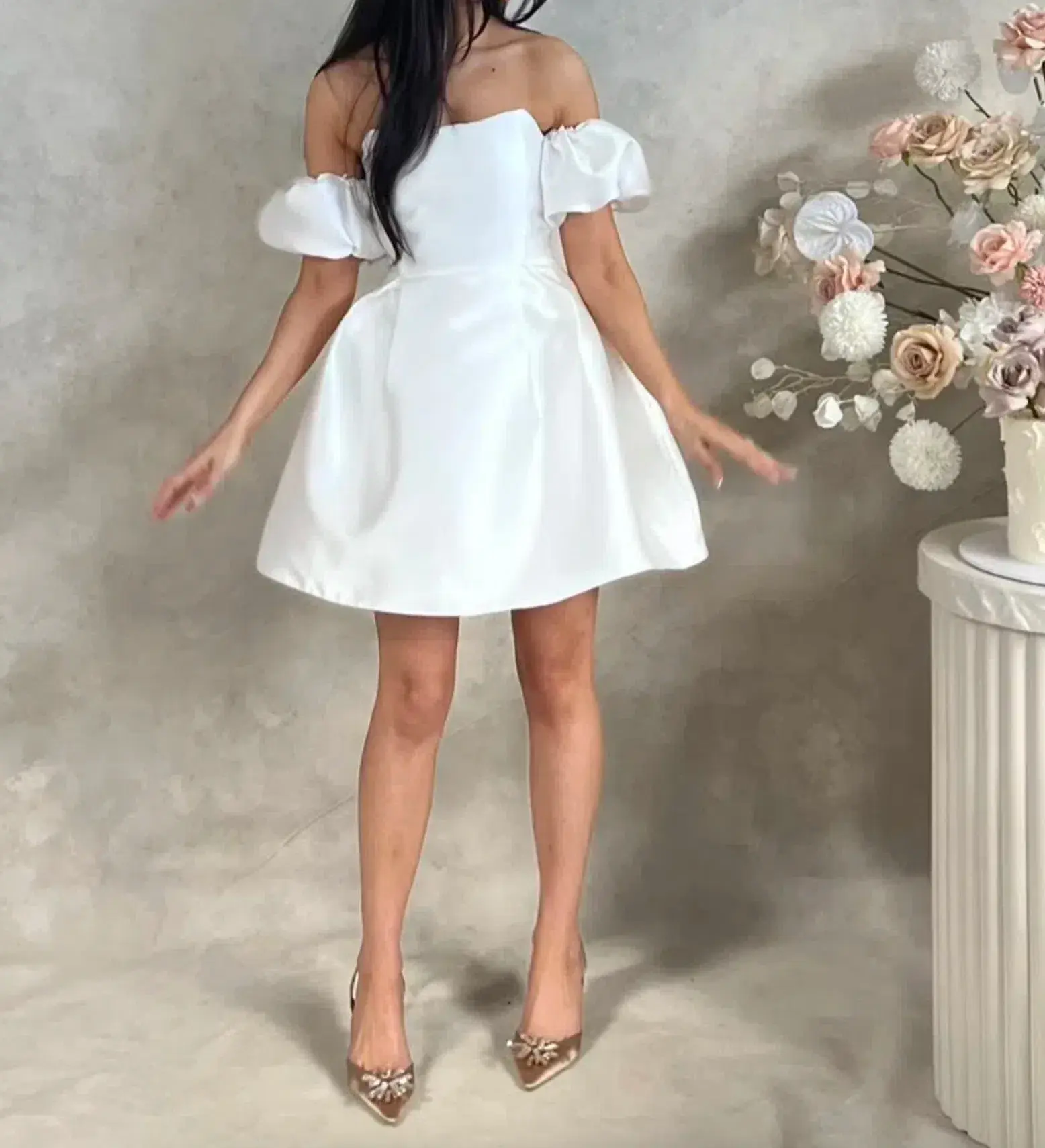 Siss Studio Strapless Bridal Mini Dress with Detachable Sleeves White Size 6 - Image 1