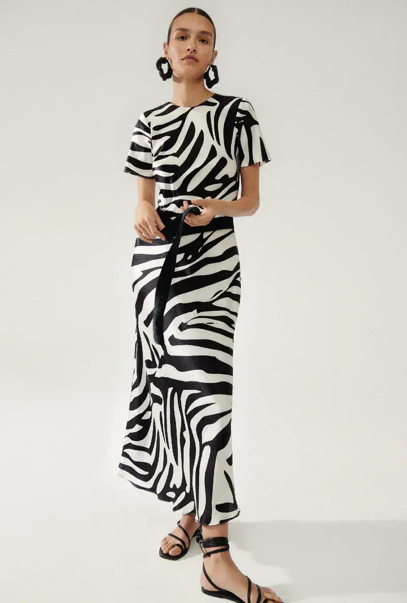 Silk Laundry Short Sleeve Bias Dress White Size Large / AU 14 for rent on The Volte - main image