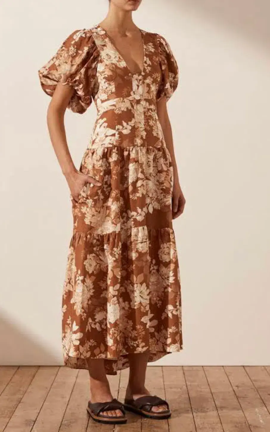 Shona Joy Capucine Linen Plunged Short Sleeve Midi Dress Almond Size 10 / M - Image 2