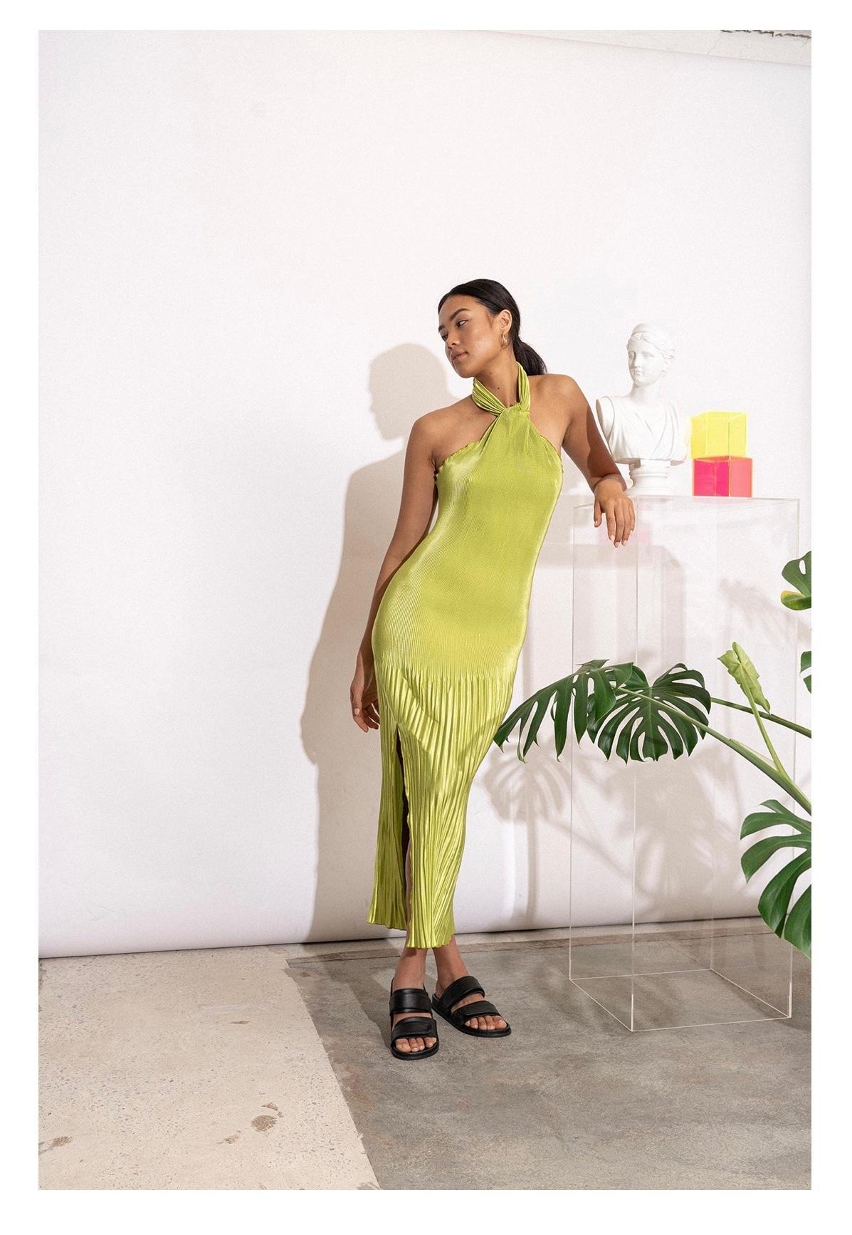 L’IDEE SIOREE Pleated Halter Gown - Image 2