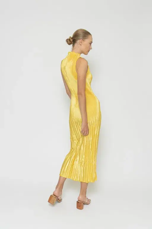 L'idee Soiree Moss Gown in Canary Yellow Size 8 - Image 2