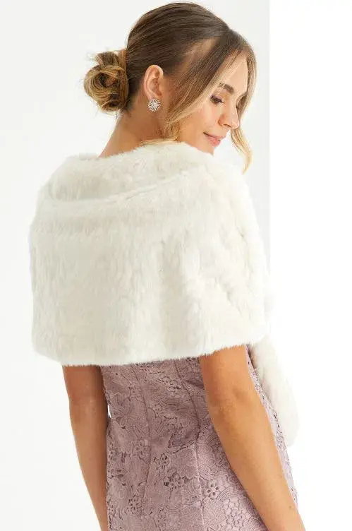 Review Fur Stole Marshmallow - Image 2