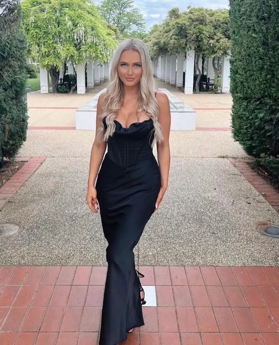 House Of CB Charmaine Corset Maxi Dress Black Size M / AU 10 - Image 3