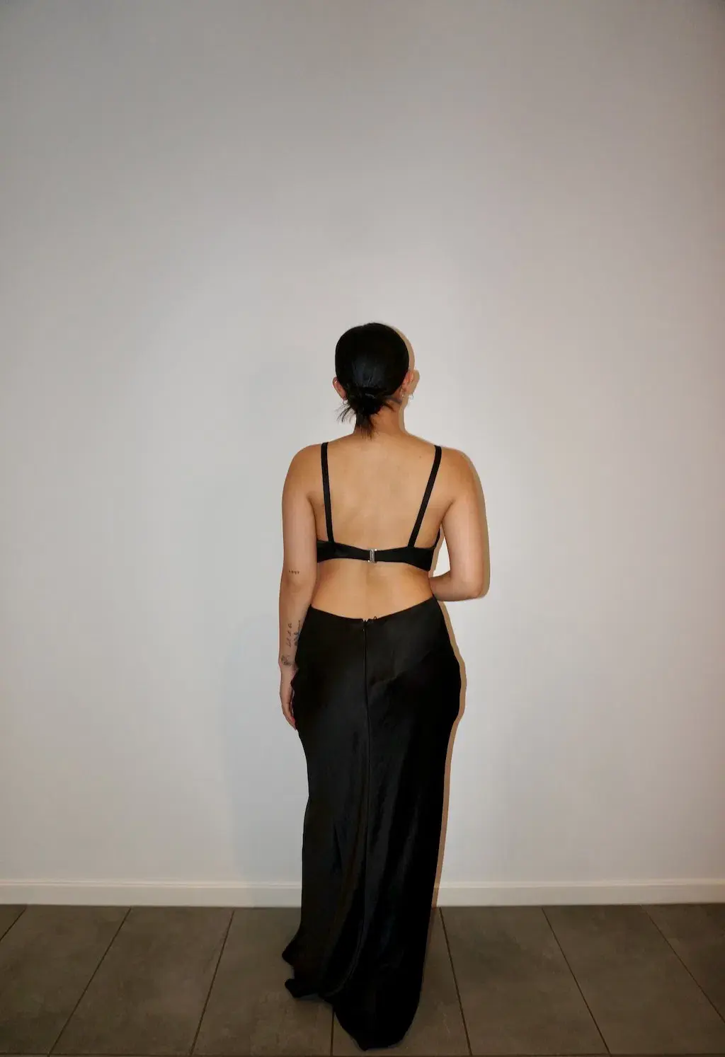 Bec and Bridge Felix V Maxi Dress Black Size 10 - Image 3