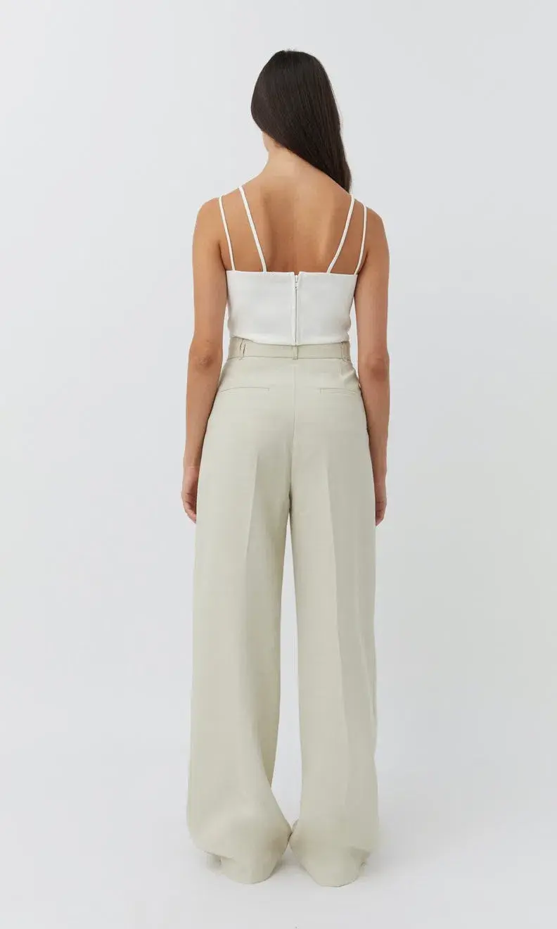 Camilla and Marc Raleigh Bodice White Size 6 - Image 2