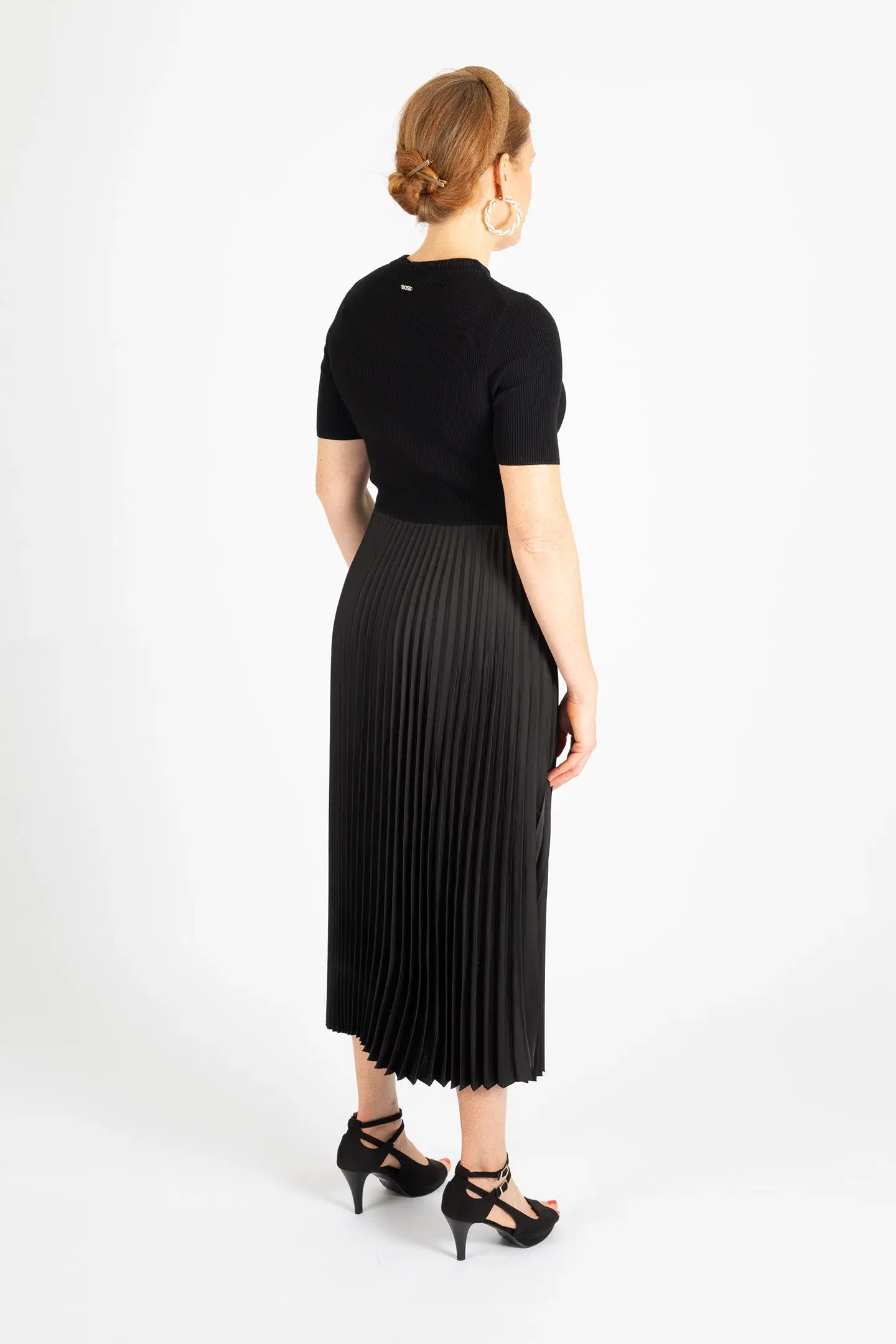 Hugo Boss Plissé Pleats Dress with Knitted Top Black Size M - Image 4