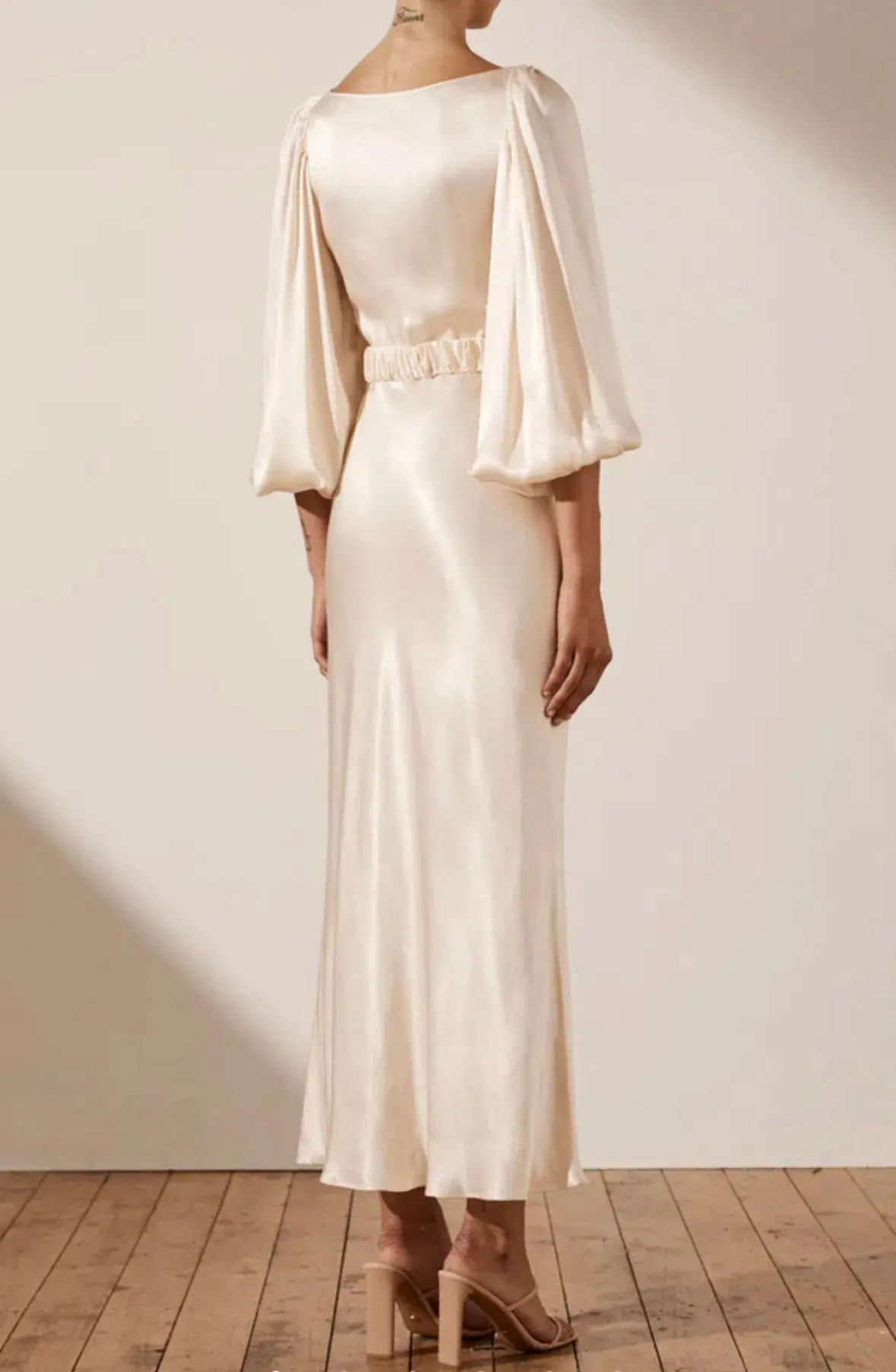 Shona Joy La Lune Balloon Sleeve Midi Dress with Belt Cream Size 6 / XS - Image 2
