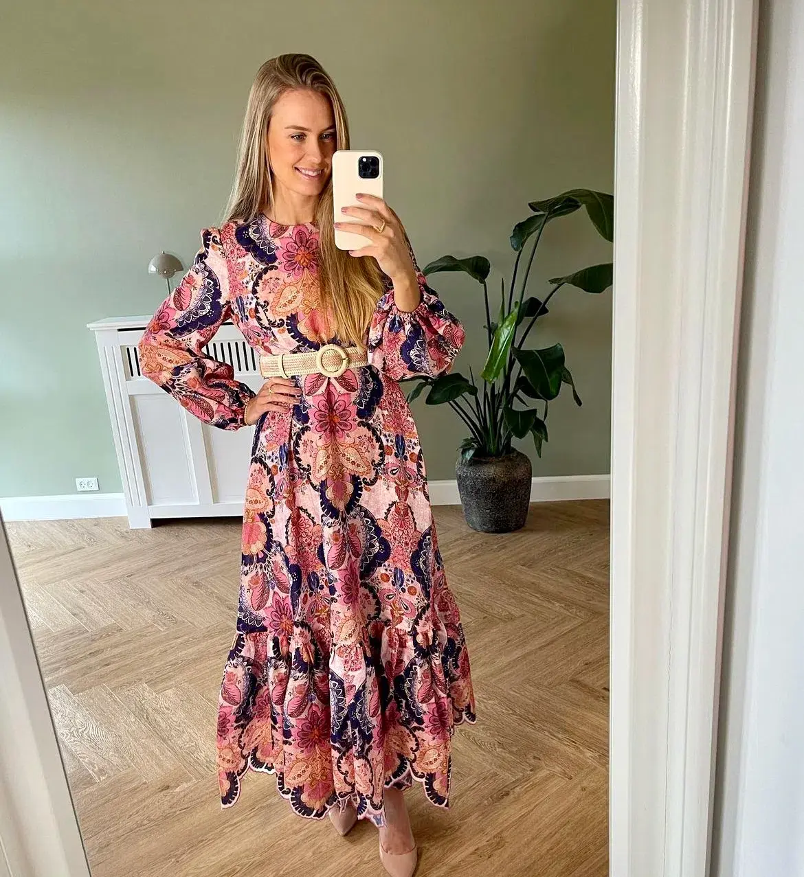 Zimmermann The Laurel Billow Emb Midi Dress in Navy Baroque Floral Size 2 /Au 12 - Image 2