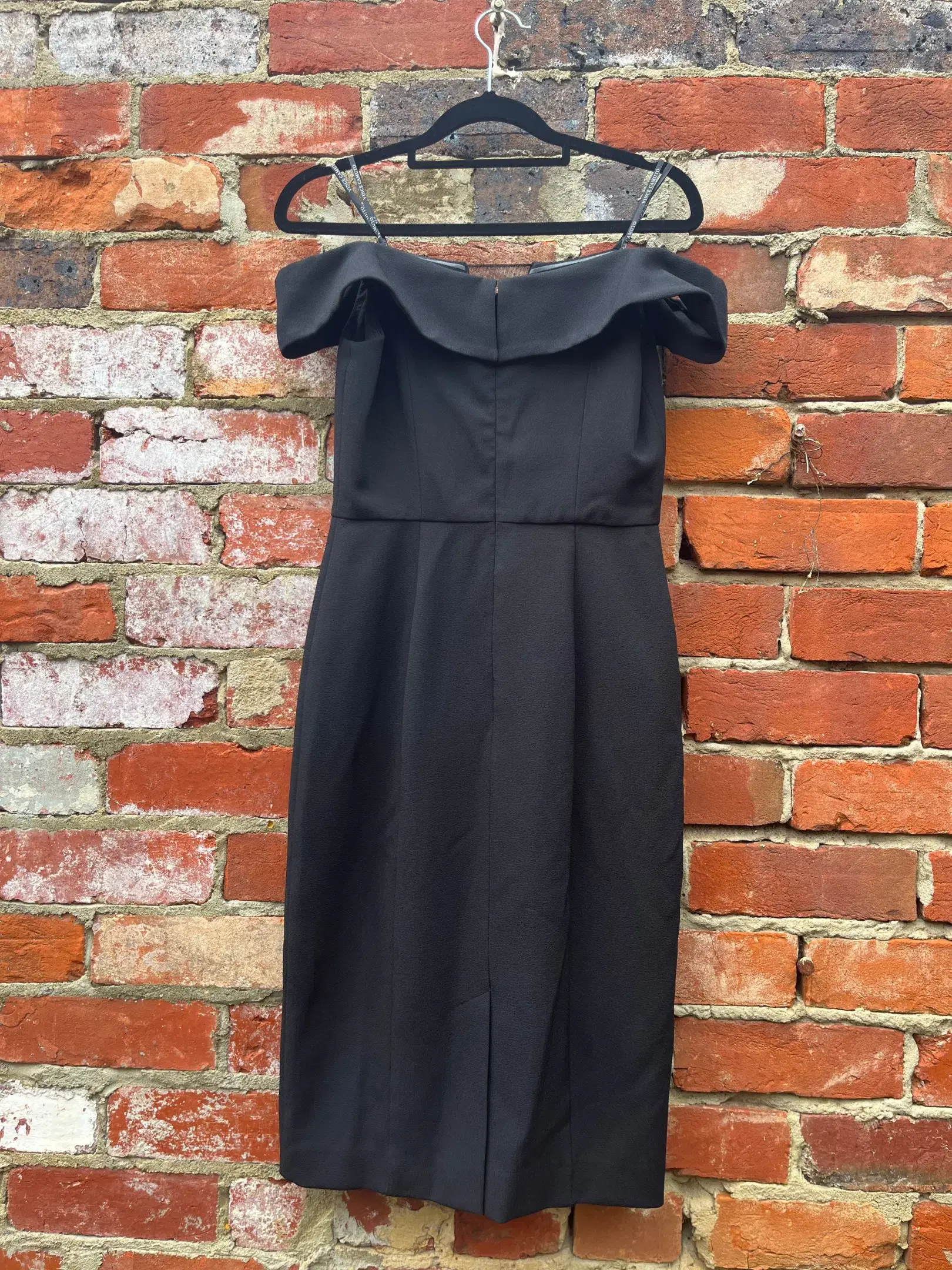Vince Camuto Off the shoulder LBD Size 8 - Image 3