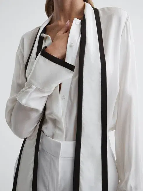 Reiss Calli Tuxedo Blouse In Ivory In Size 10 - Image 3