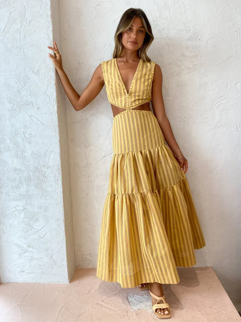  Bec & Bridge Liliana Maxi Dress Print Yellow Size AU 6  - Image 1