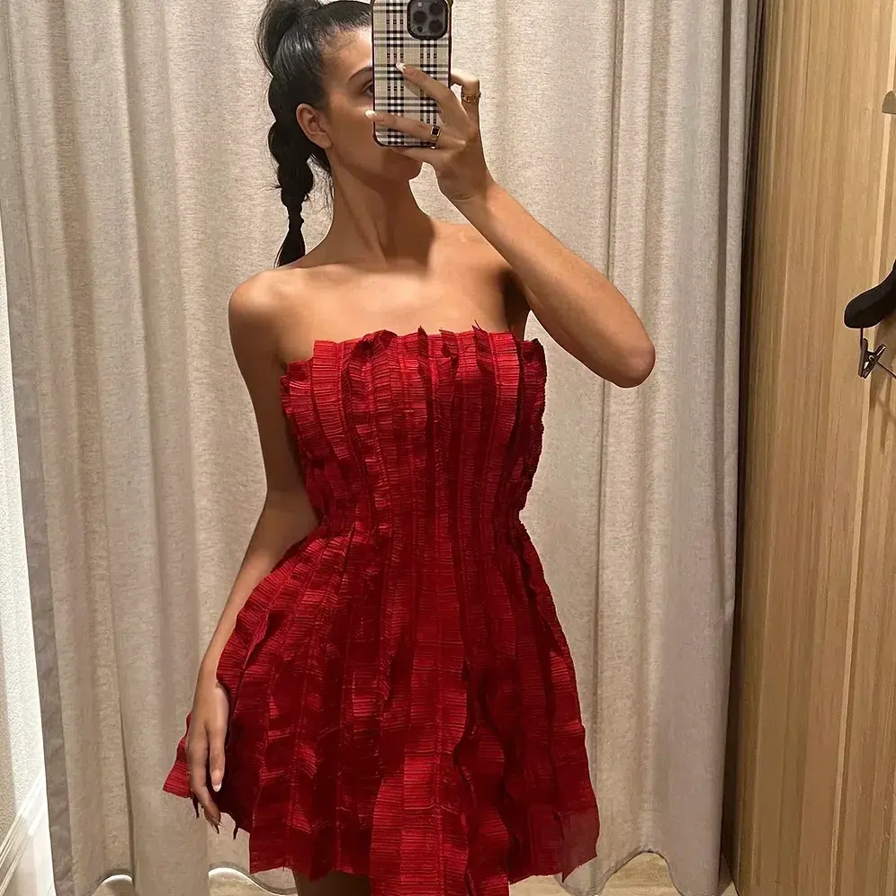 Aje Hybrid Sleeveless Mini Dress in Scarlet Red Size 10 / M - Image 2