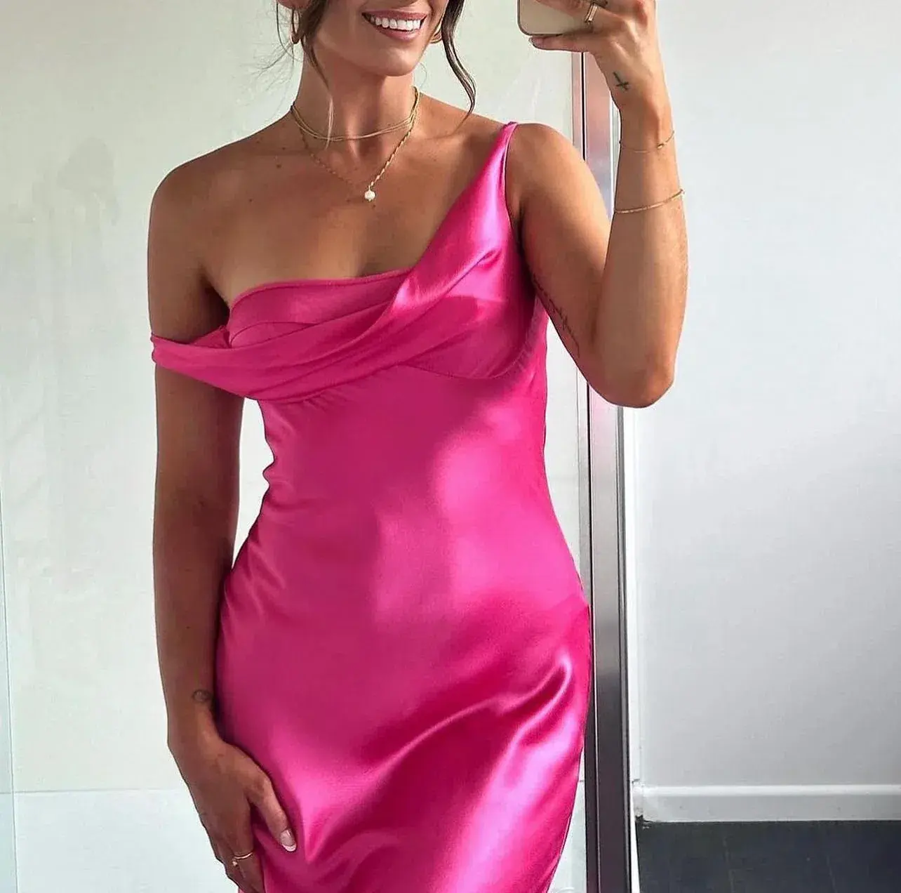 Natalie Rolt Monika Gown Pink Size 10 - Image 4