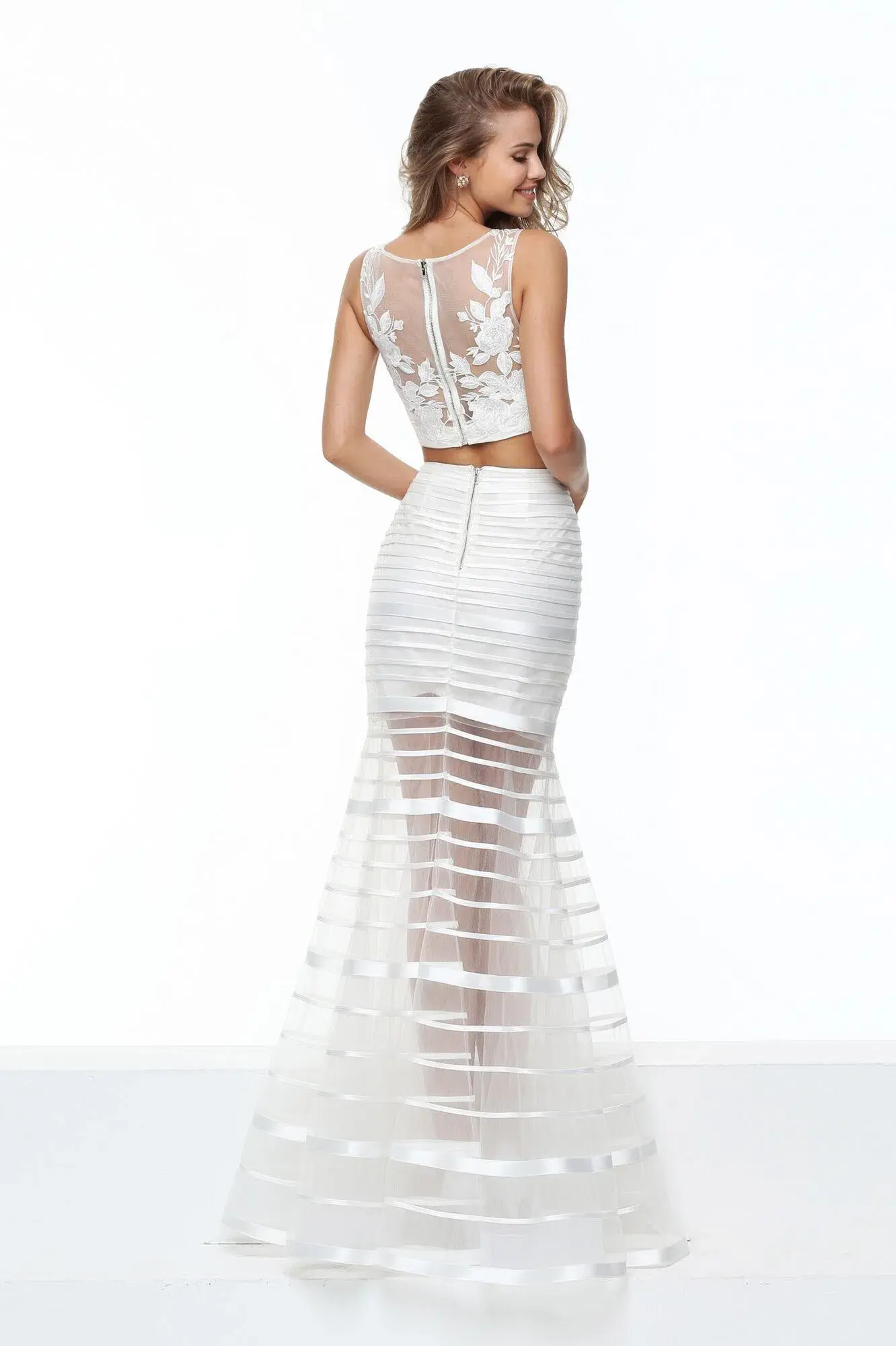 Sherri Hill Prom Dress White Size 8 - Image 2