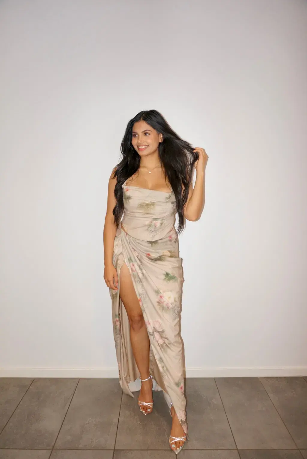 House of CB Vintage Set Floral Beige Size S / AU 8 for rent on The Volte - main image