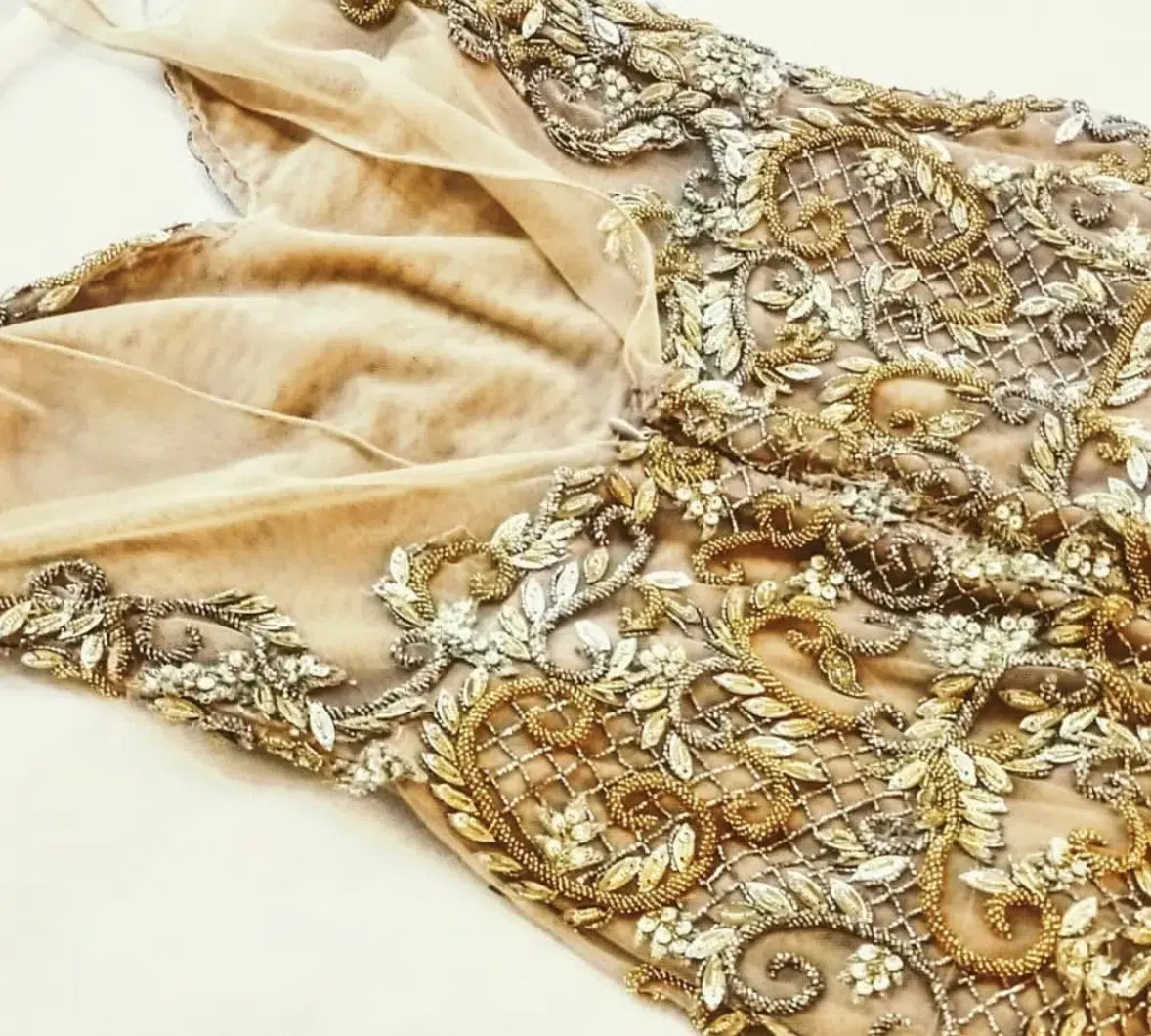 Jane Hill Custom Gold Beaded Gown Size 8 - Image 3