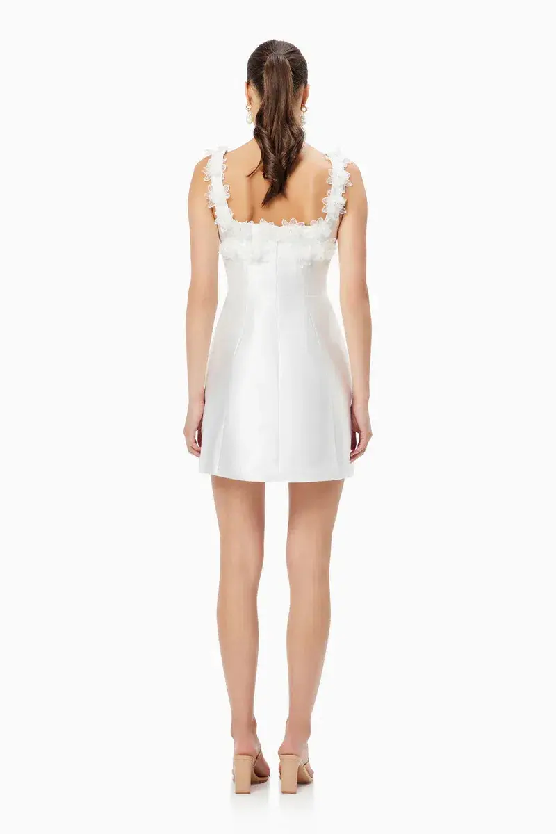 Elliatt Elder Dress White Size 6 - Image 3