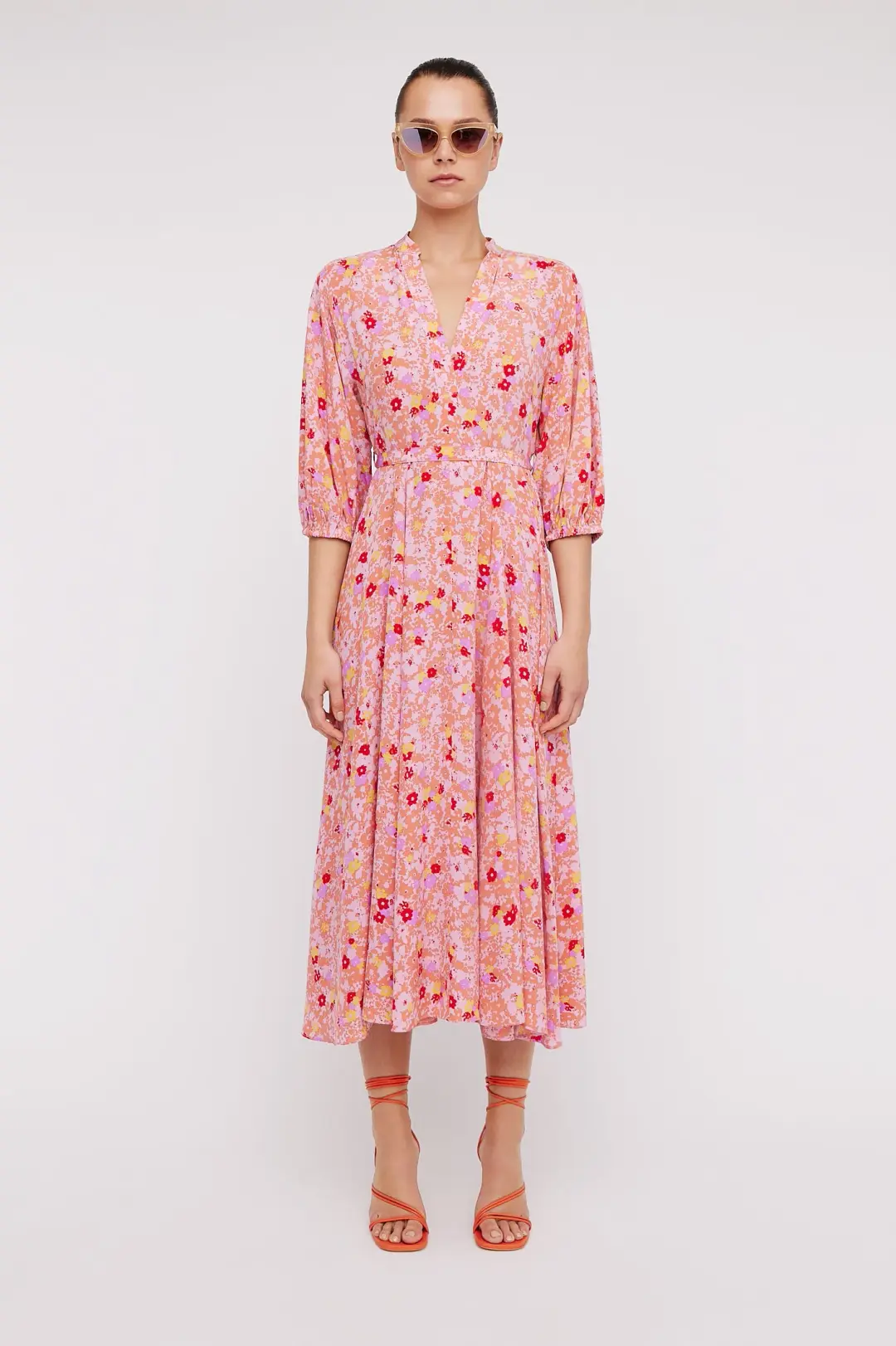 Scanlan Theodore Silk Daisy Floral Dress Peach Size 8 for rent on The Volte - main image