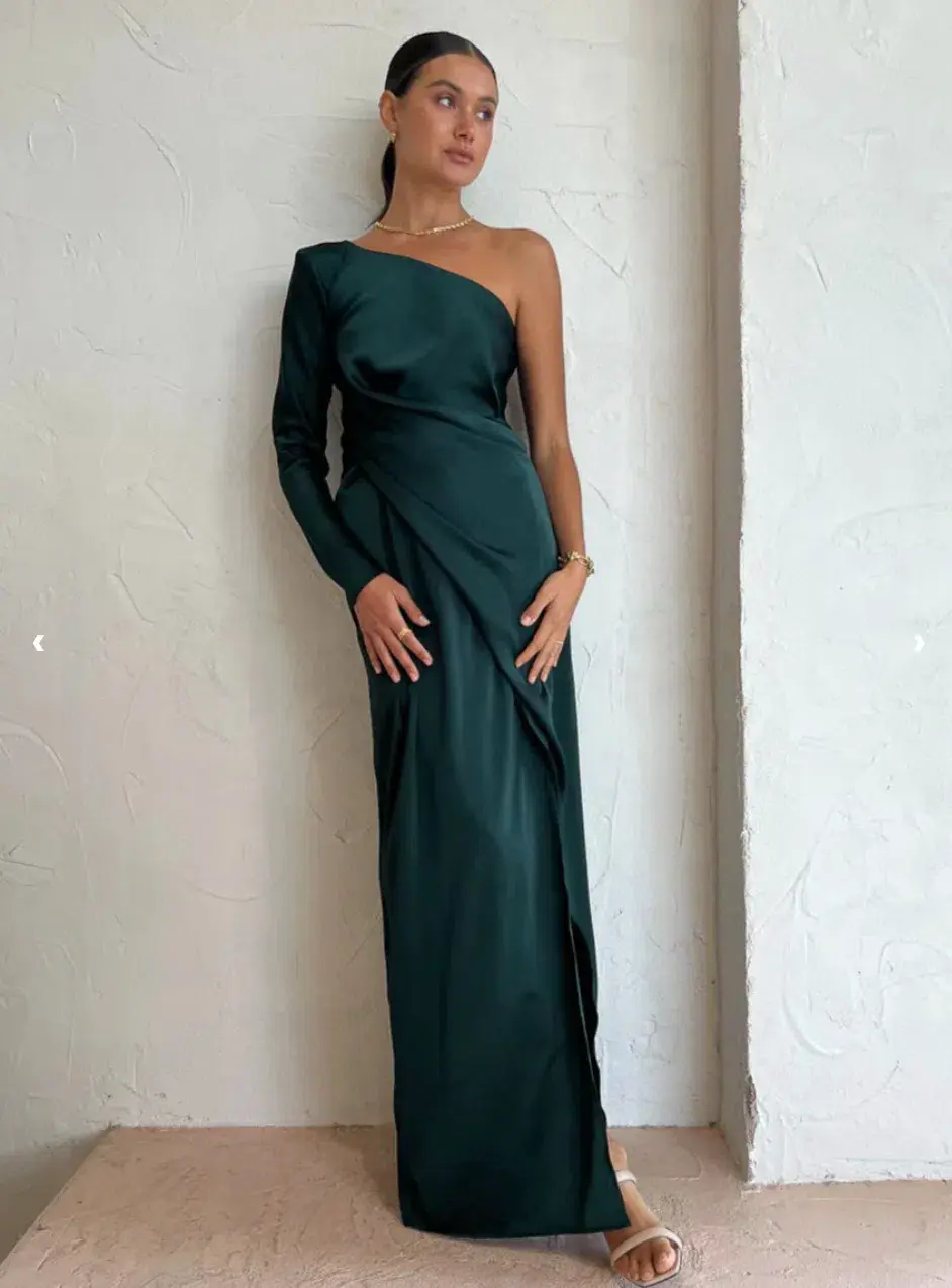One Fell Swoop Diana Gown Jungle Size 8 - Image 1