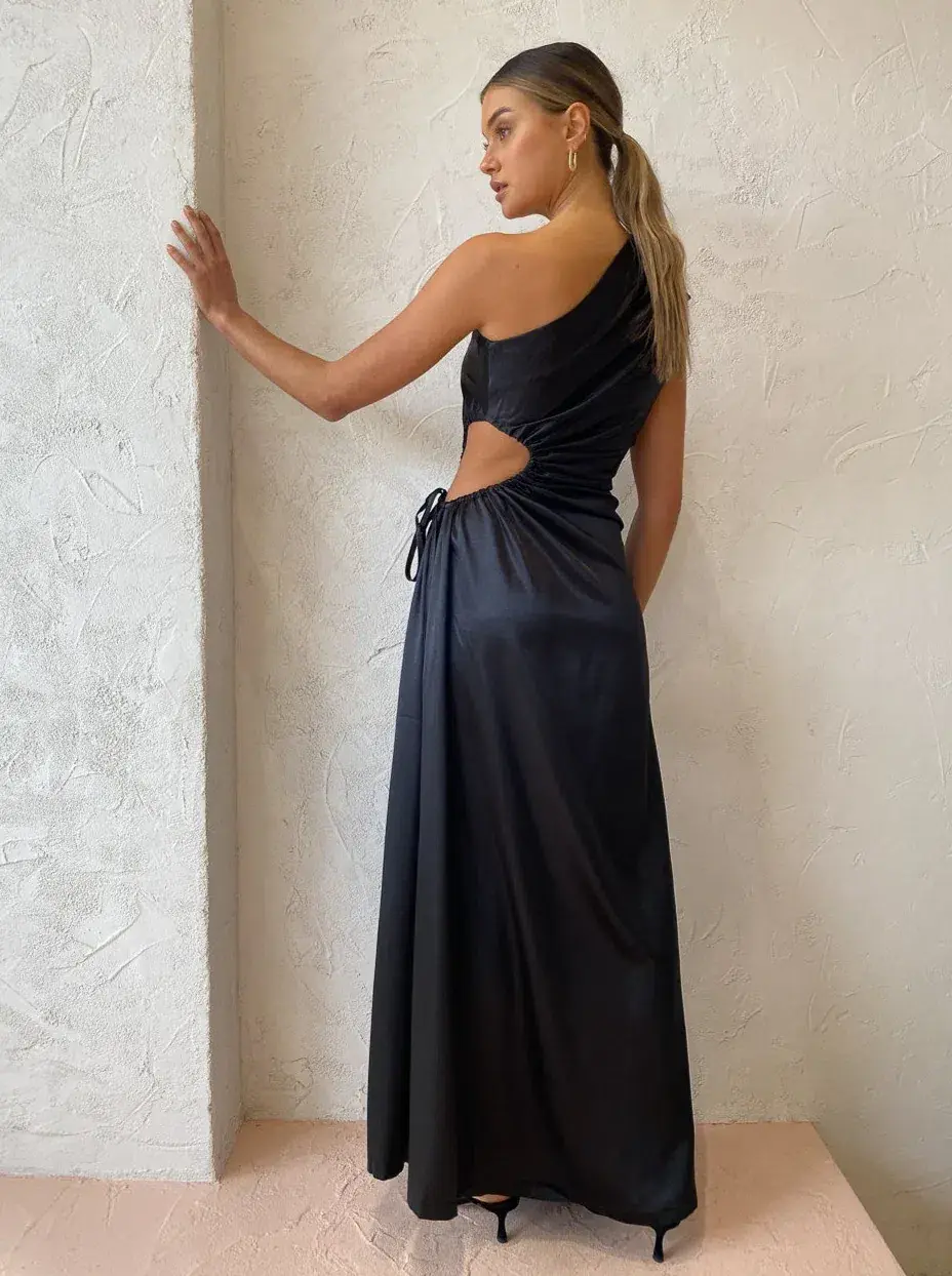 Sonya Moda Nour Maxi Dress Black Size 6 for rent on The Volte - main image