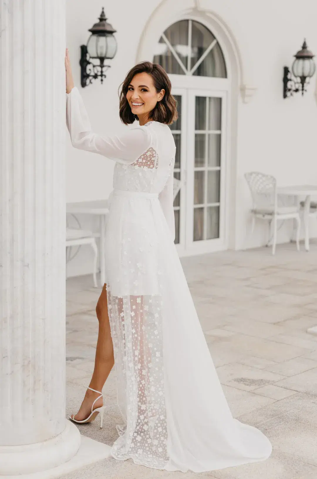 Le Rose Cassidy Forget Me Knot Gown White Size Size 10 - Image 2