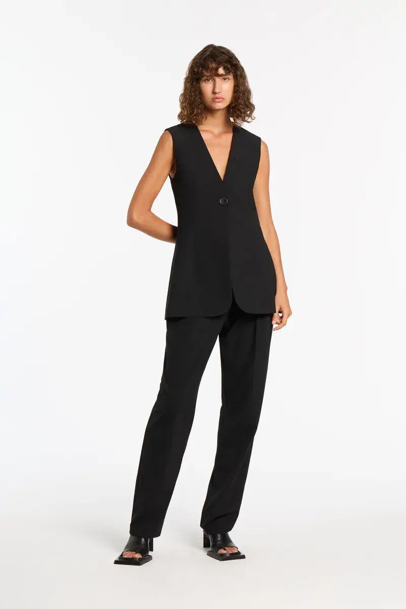 Sir the Label Leni Structured Vest Size 6/XS - Image 1