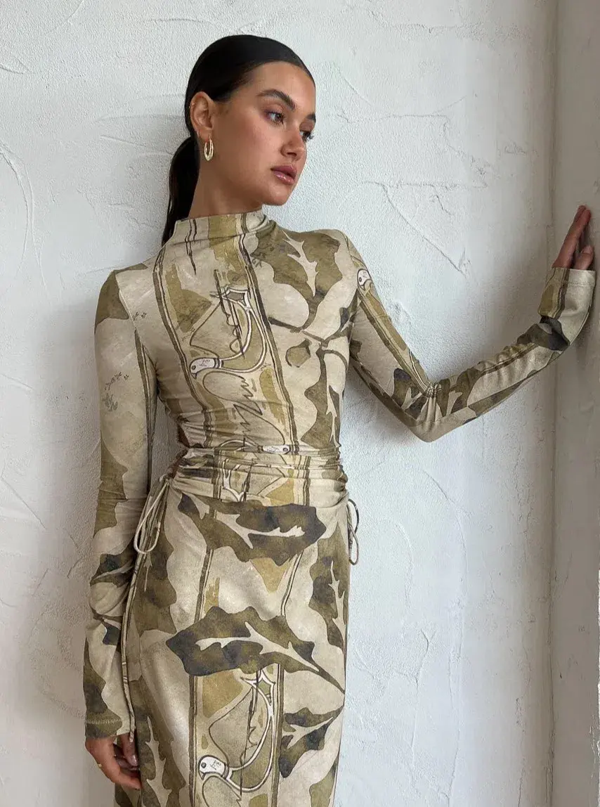 Camilla and Marc Kyha Midi Dress Print Size 6 - Image 4