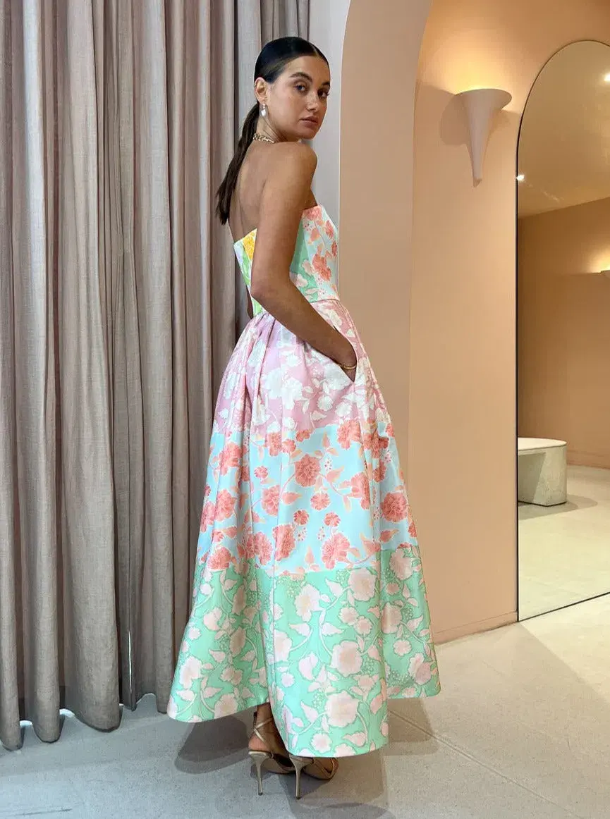 Leo Lin Ana Halterneck Maxi Dress in Anaemone Splice Print Size 8 - Image 2