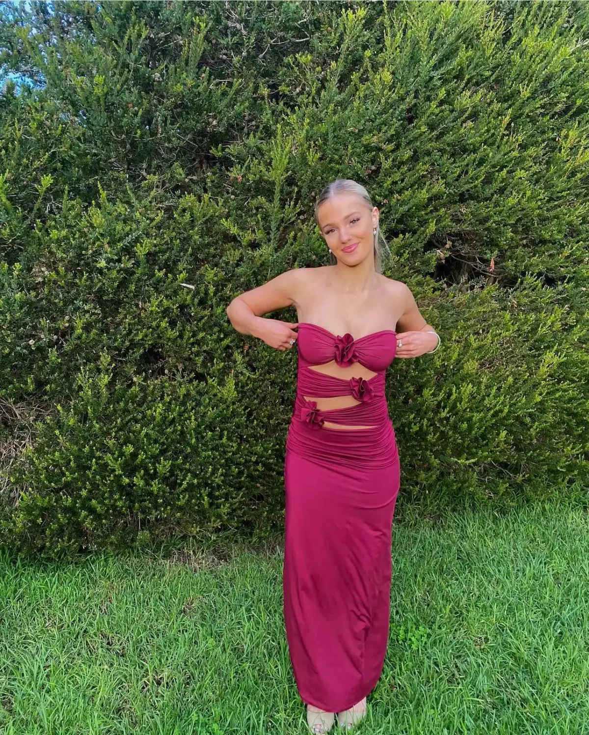 Maygel Coronel Veranera Midi Dress Burgundy One Size - Image 4