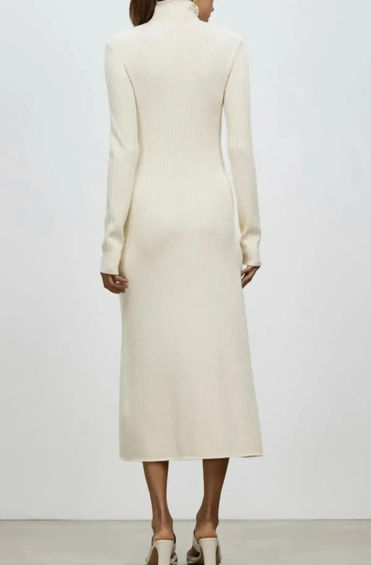 Camilla And Marc Ecru High Neck Gray Rib Knit Midi Dress Size 10  - Image 5