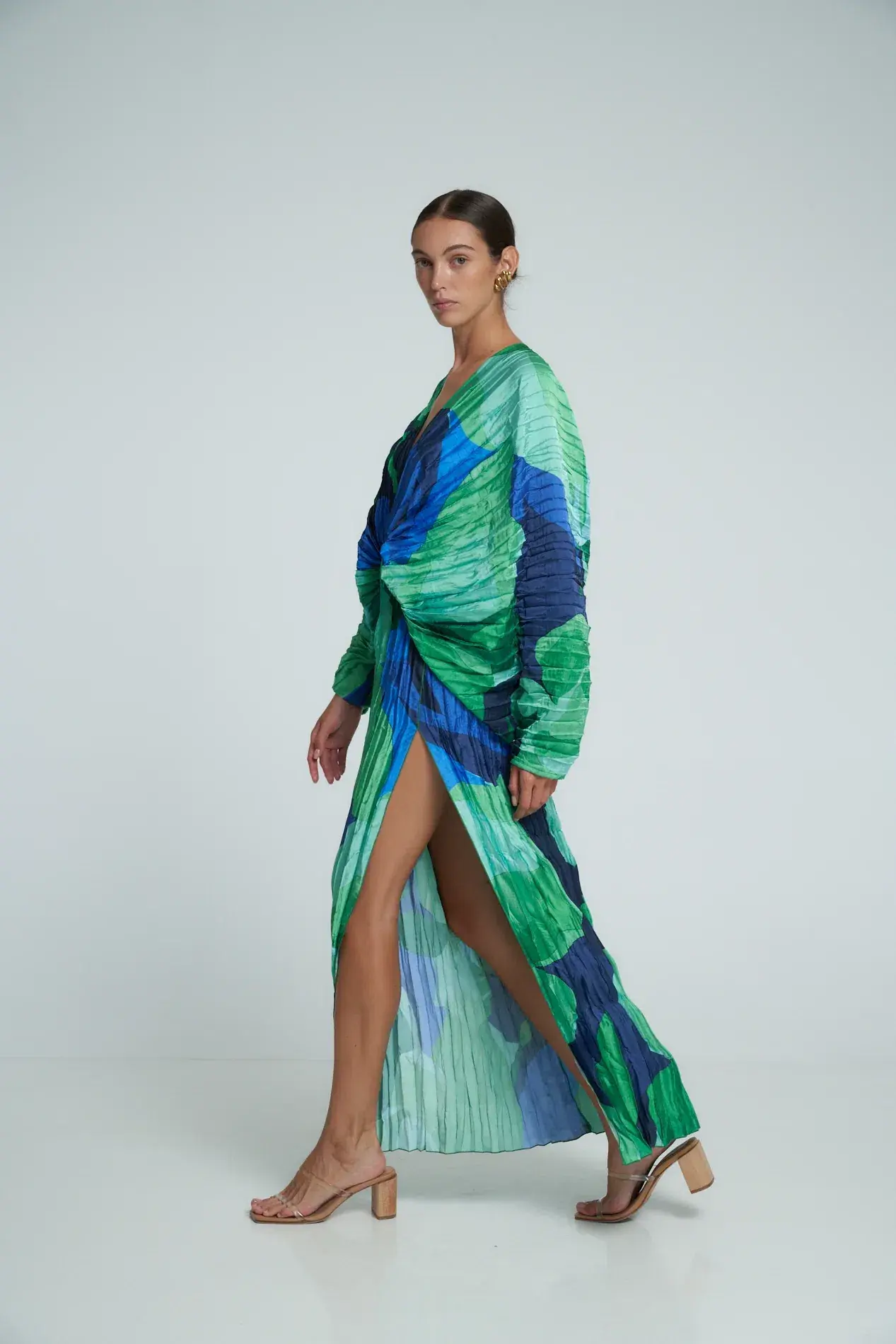 L'idee De Luxe Gown Capri Green Size AU 12  - Image 2
