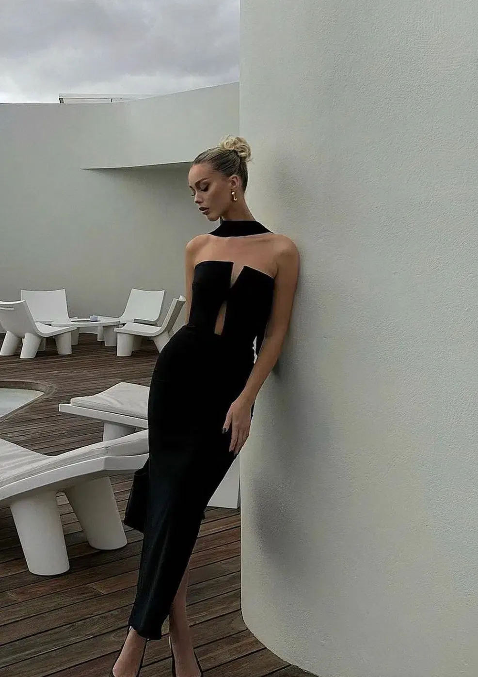 THE NEW ARRIVALS by İlkyaz Özel Holly in Sing Sing Black Dress Size 6/XS - Image 2