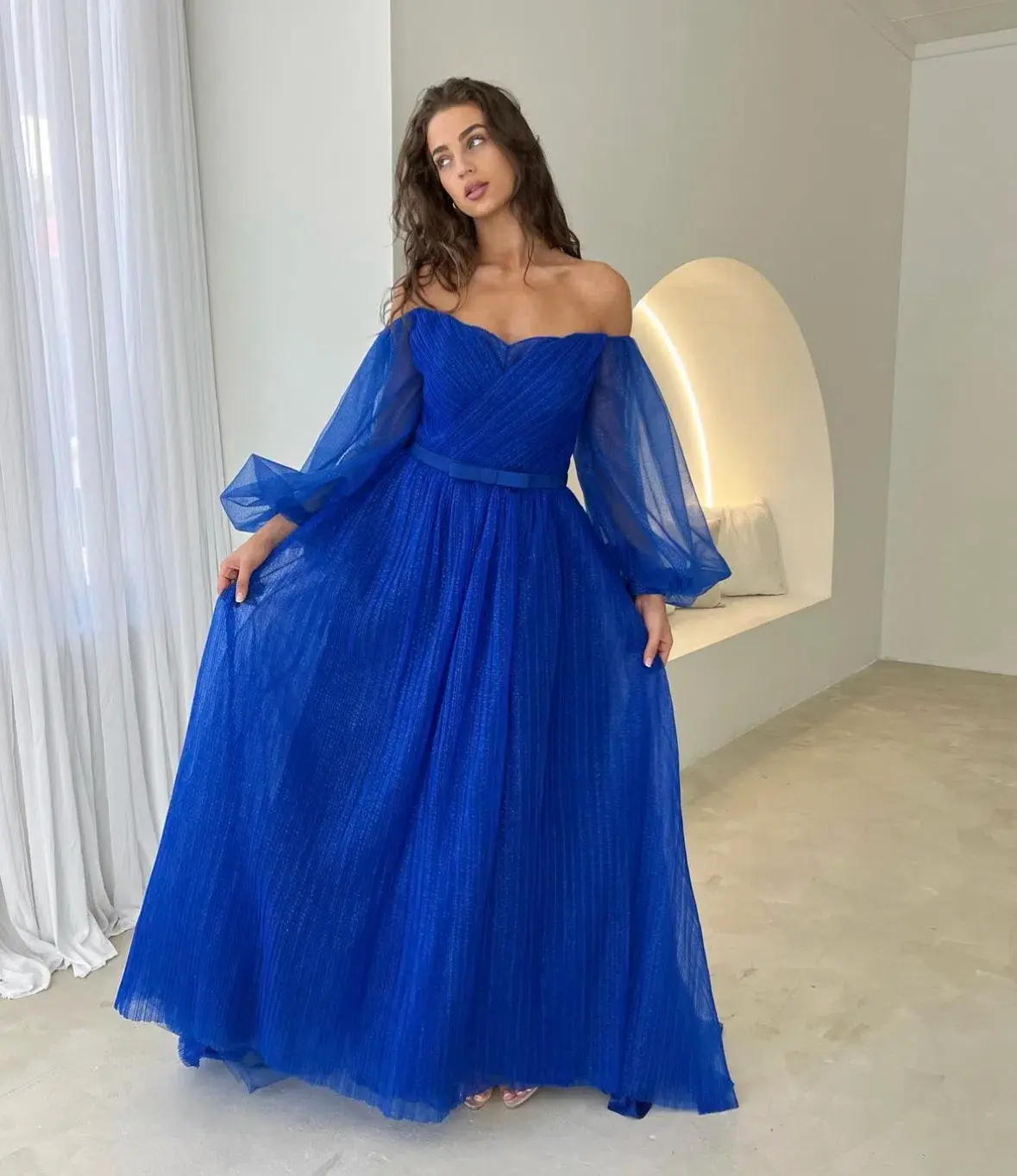 Catwalk Instyle Ball Gown Blue Size 10 - Image 1