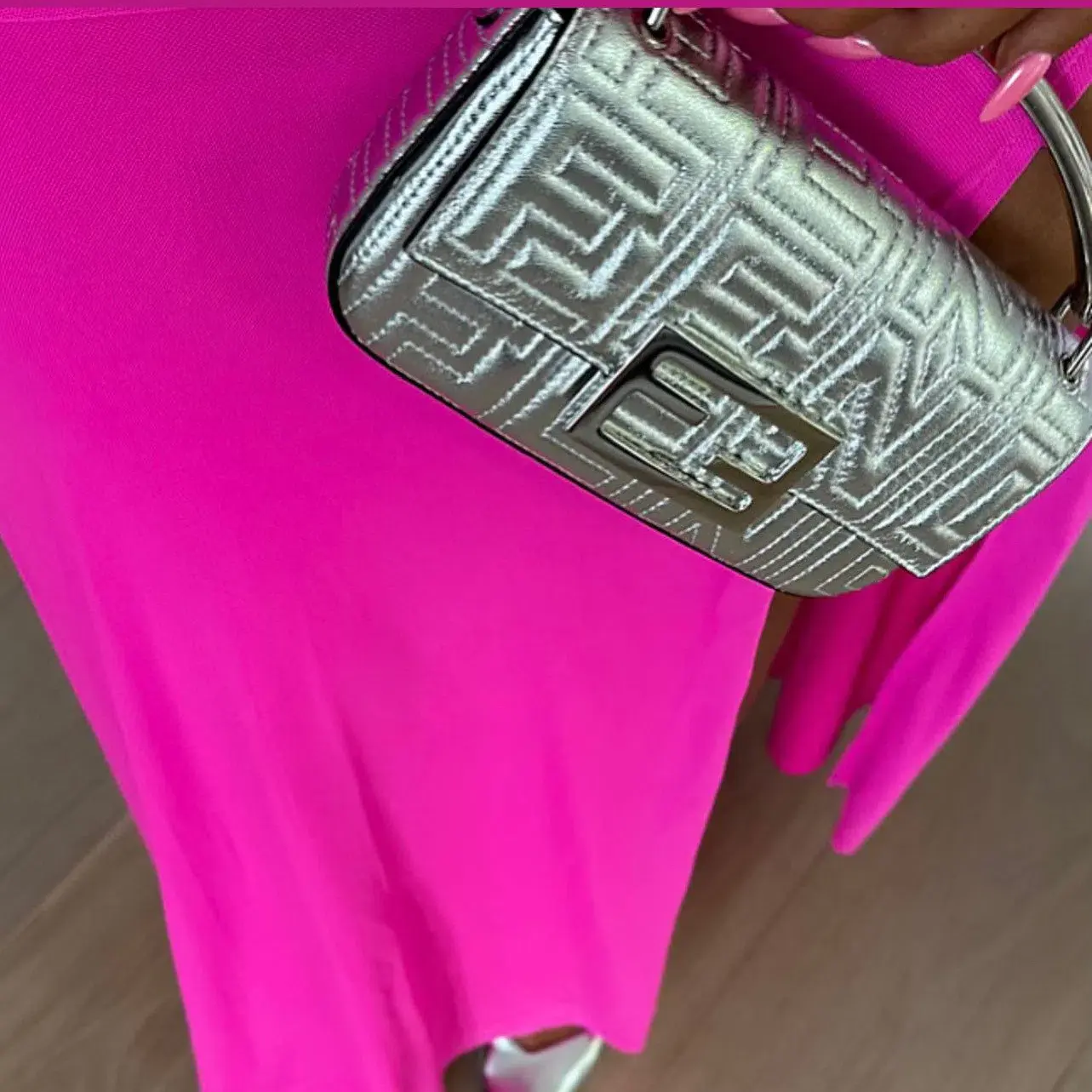 Fendi Baguette Silver - Image 2