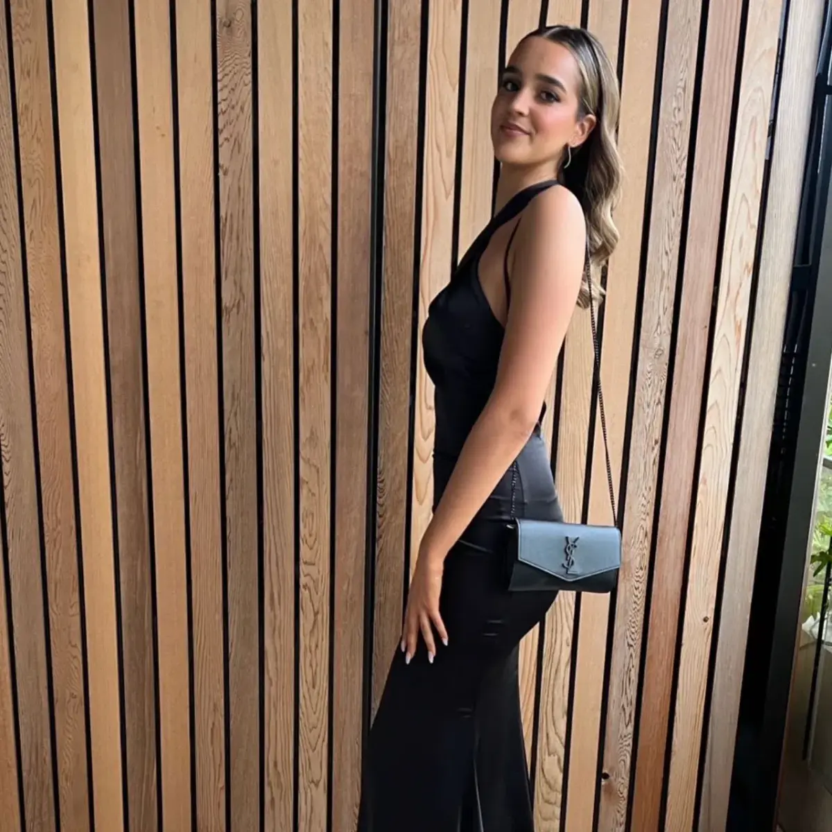 Saint Laurent Uptown Envelope Handbag Black On Black - Image 2