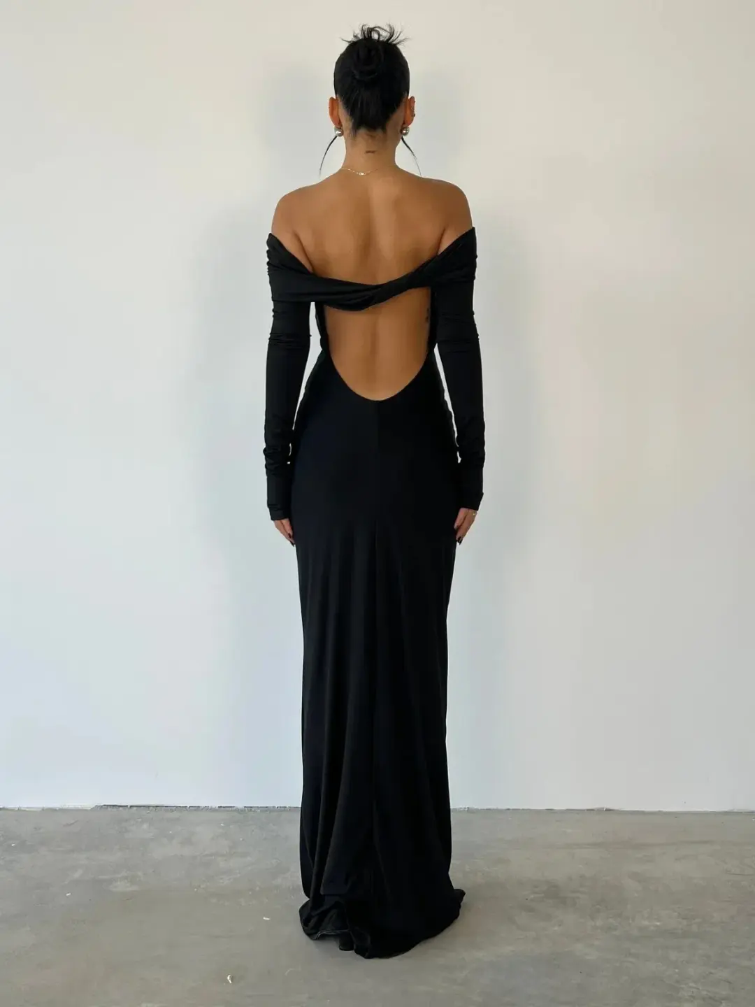 Effie Kats Gwen Gown Black Size M / AU 10 for rent on The Volte - main image