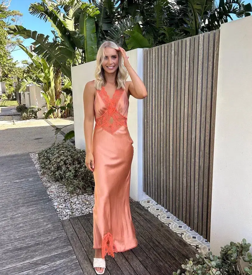 Sir the Label Aries Cut Out Gown Peach Size 0 / AU 6 - Image 4