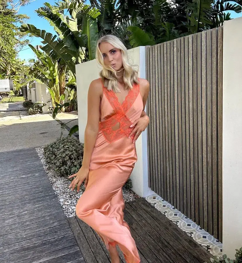 Sir the Label Aries Cut Out Gown Peach Size 0 / AU 6 - Image 5