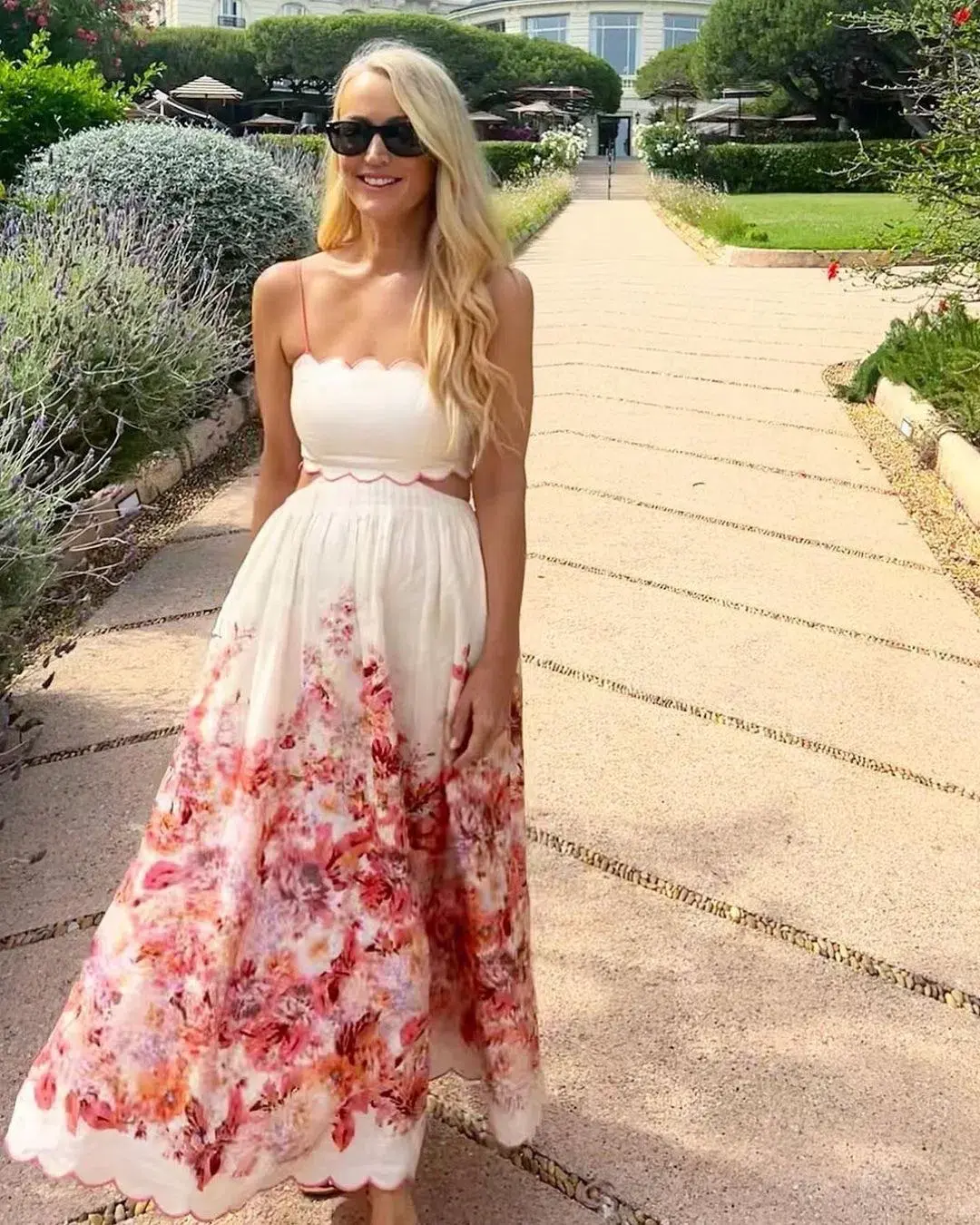 Zimmermann Devi Scallop Midi Dress in Cream Floral Size 0 / AU 8 - Image 3