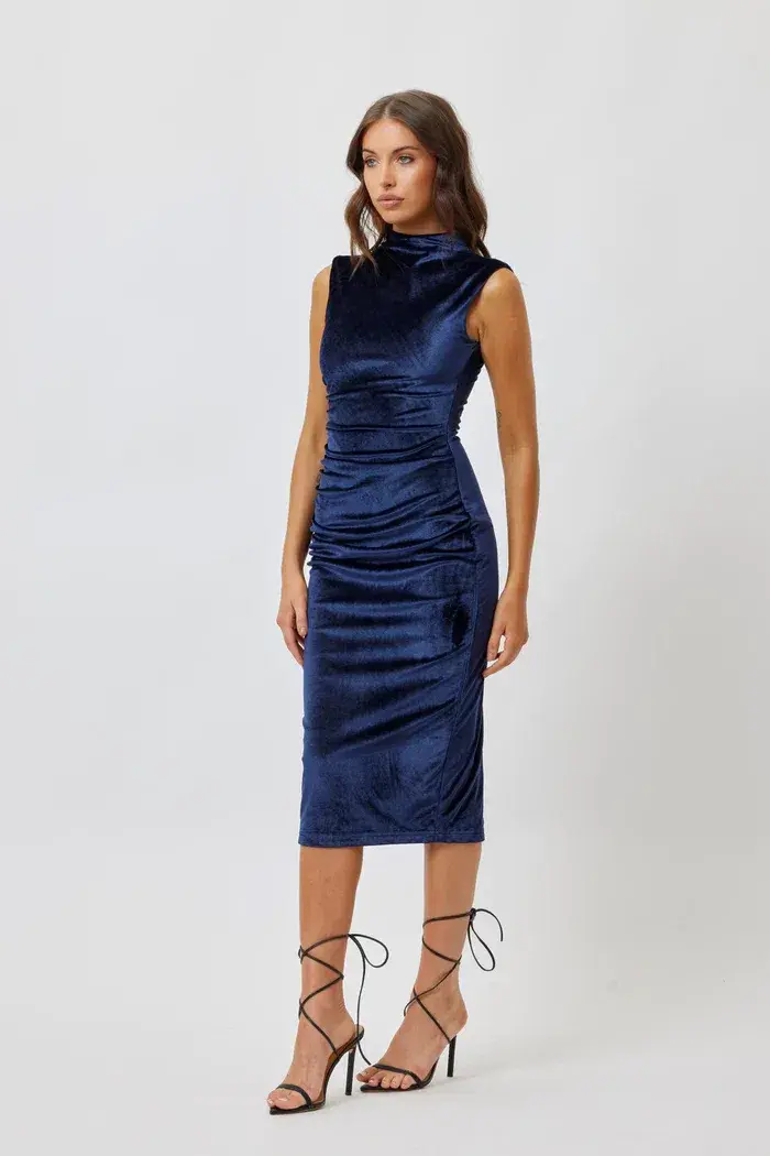 Bianca And Bridgett Velvet Midi Length Dress In Navy Size 16 - Image 1