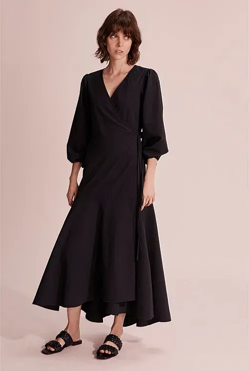 Country Road Seersucker Wrap Dress Black Size 10 for rent on The Volte - main image